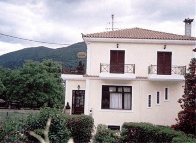 Aroanios Hotel Kleitoria Exterior foto