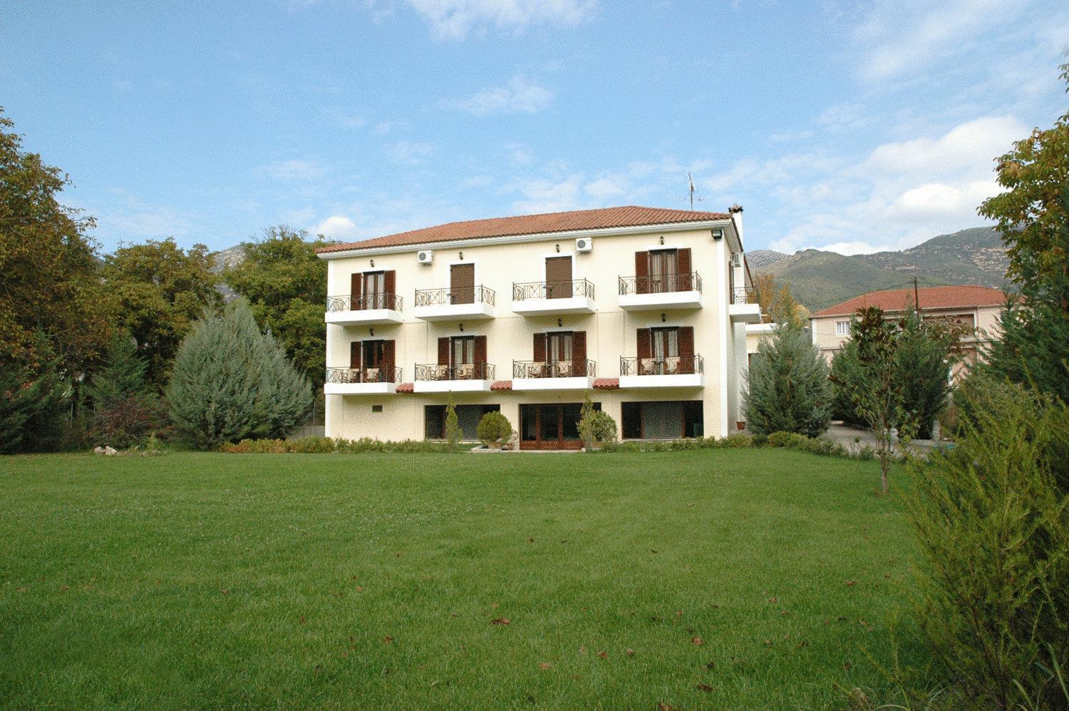 Aroanios Hotel Kleitoria Exterior foto